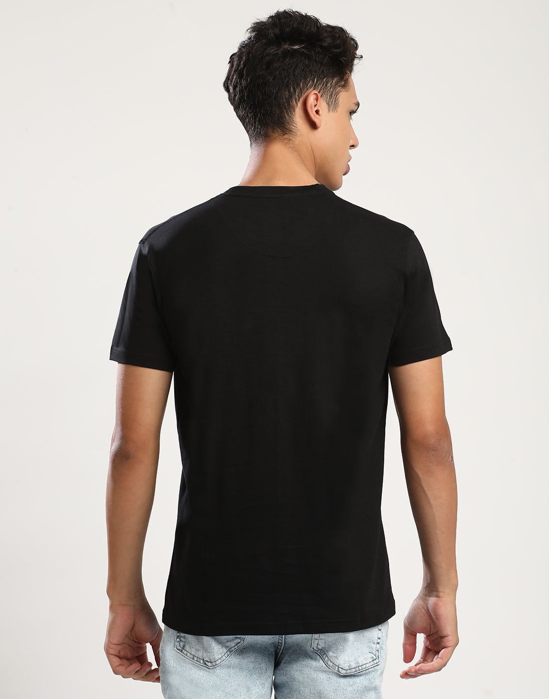 BLACK - ROUND NECK - TSHIRT