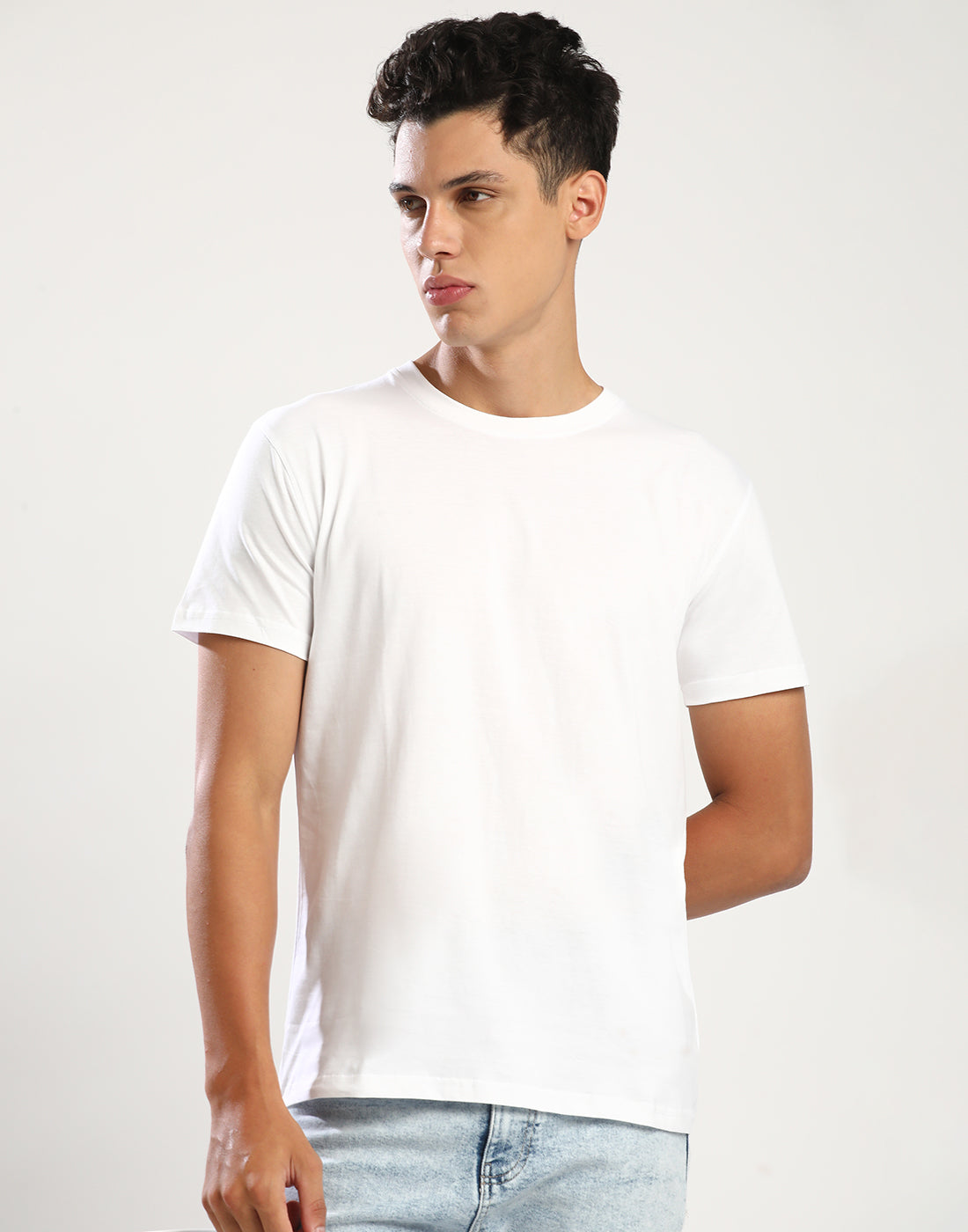 WHITE - ROUND NECK - TSHIRT