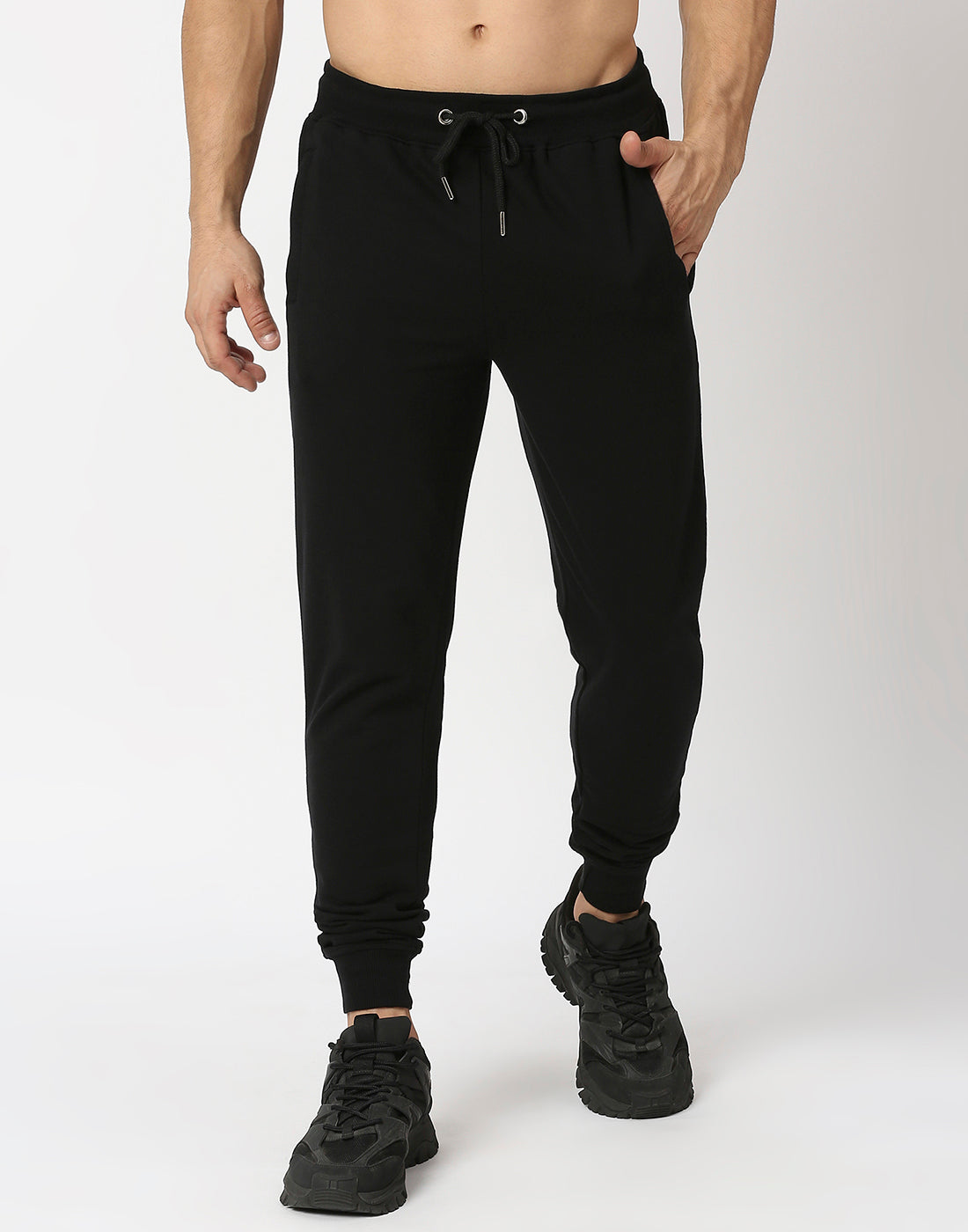 BLACK PREMIUM JOGGERS