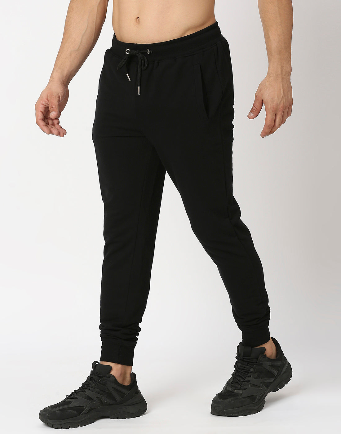 BLACK PREMIUM JOGGERS